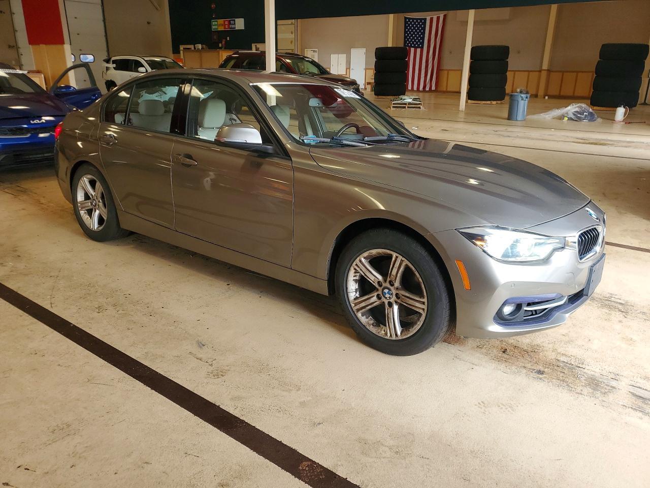 2016 BMW Seria 3 328i - zdjęcie 4