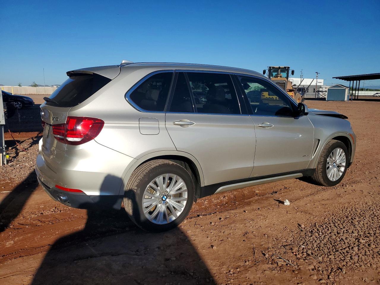 2016 BMW X5 xDrive35I - zdjęcie 3