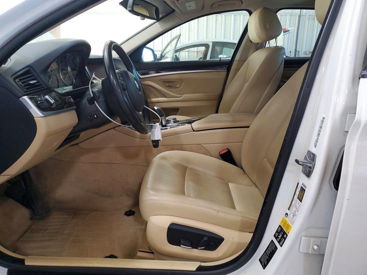 2015 BMW Seria 5 535i - zdjęcie 7