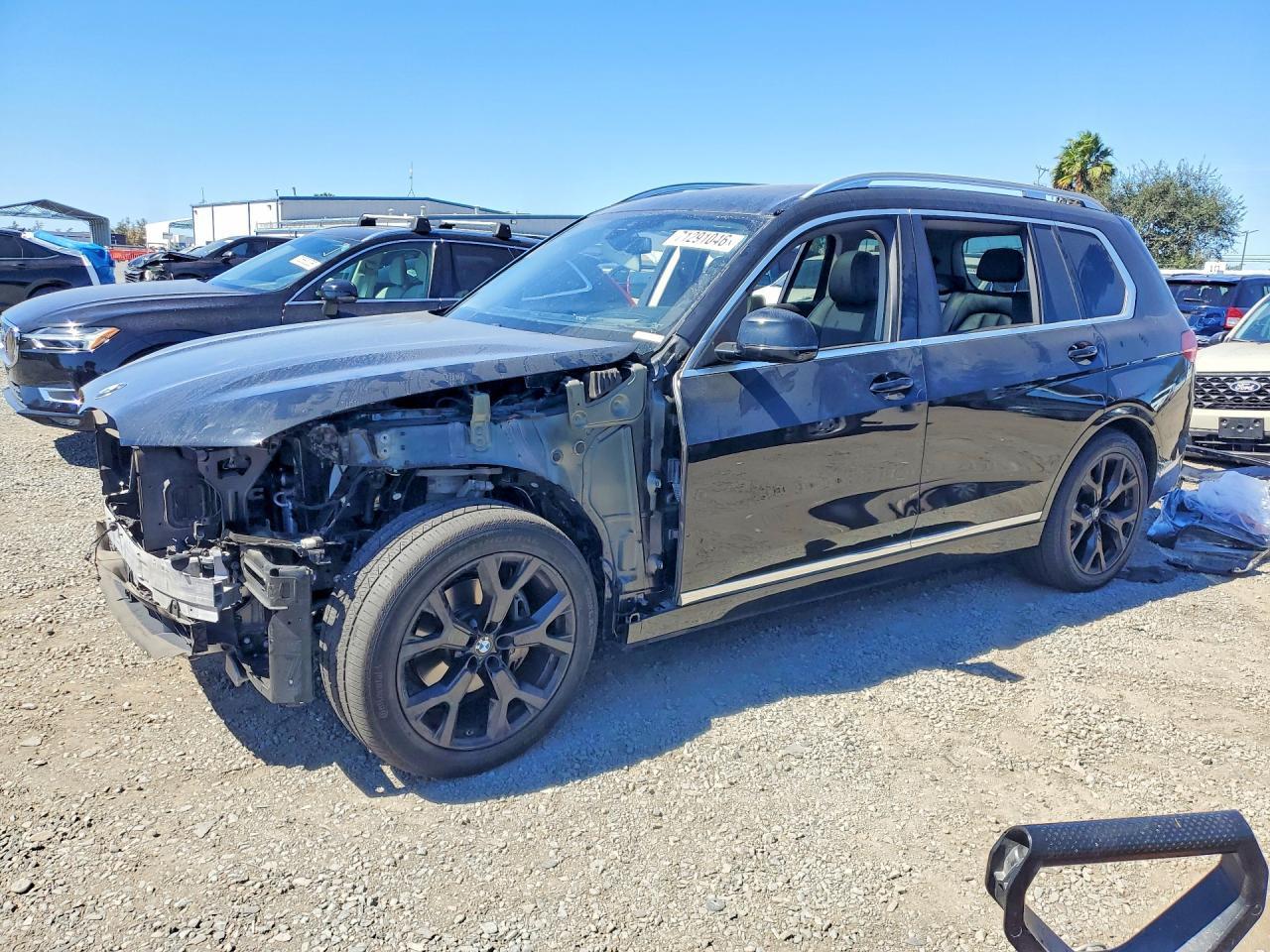 2022 BMW X7 xDrive40I - zdjęcie główne