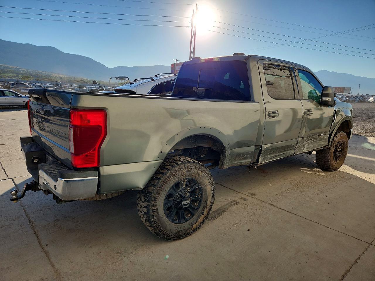 2020 Ford F250 Super Duty - zdjęcie 3