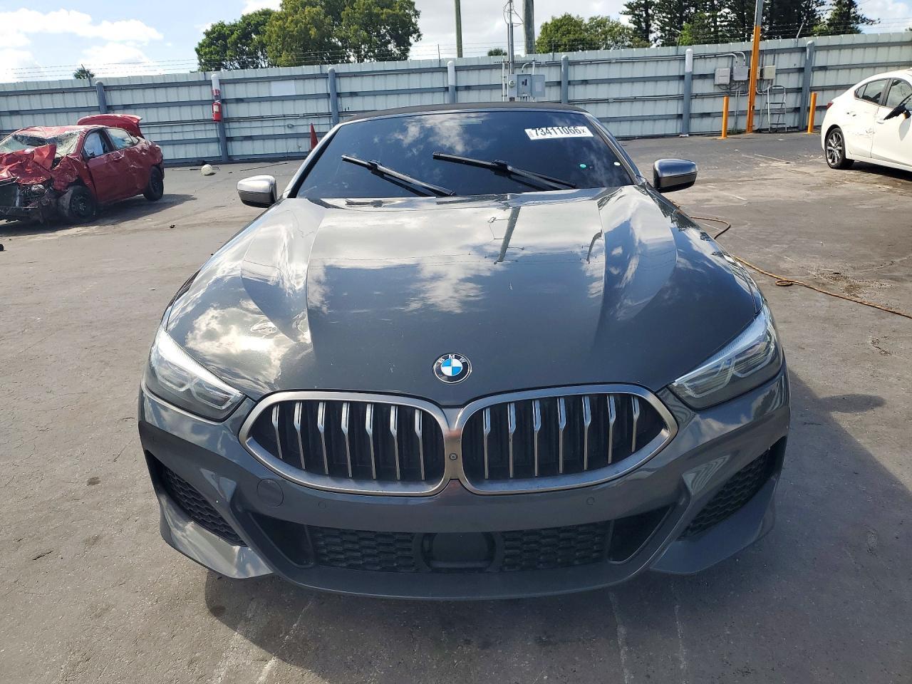 2019 BMW Seria 8 Cabrio 850i - zdjęcie 5