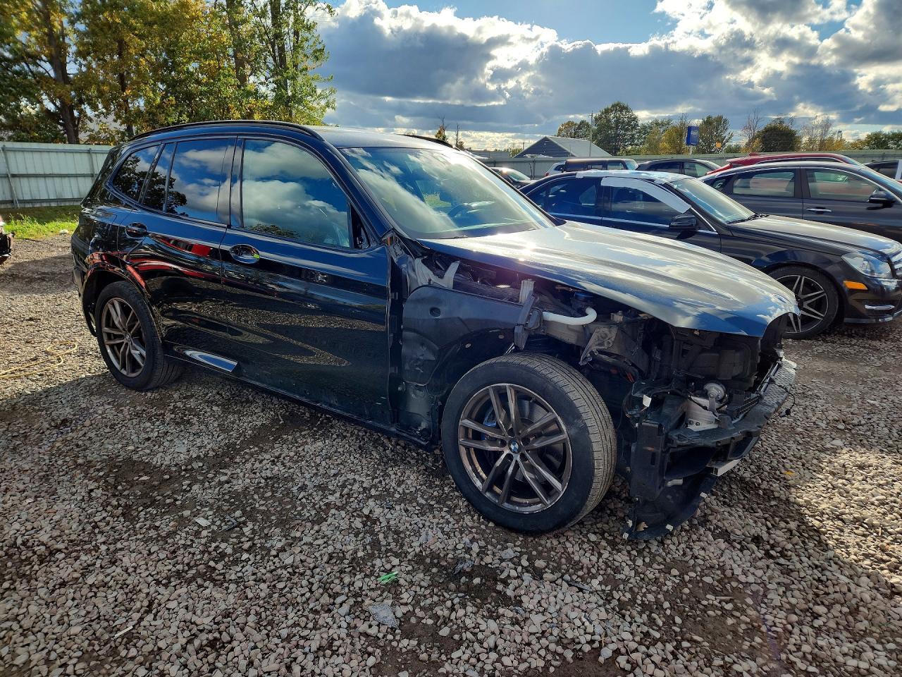 2021 BMW X3 xDrivem40I - zdjęcie 4