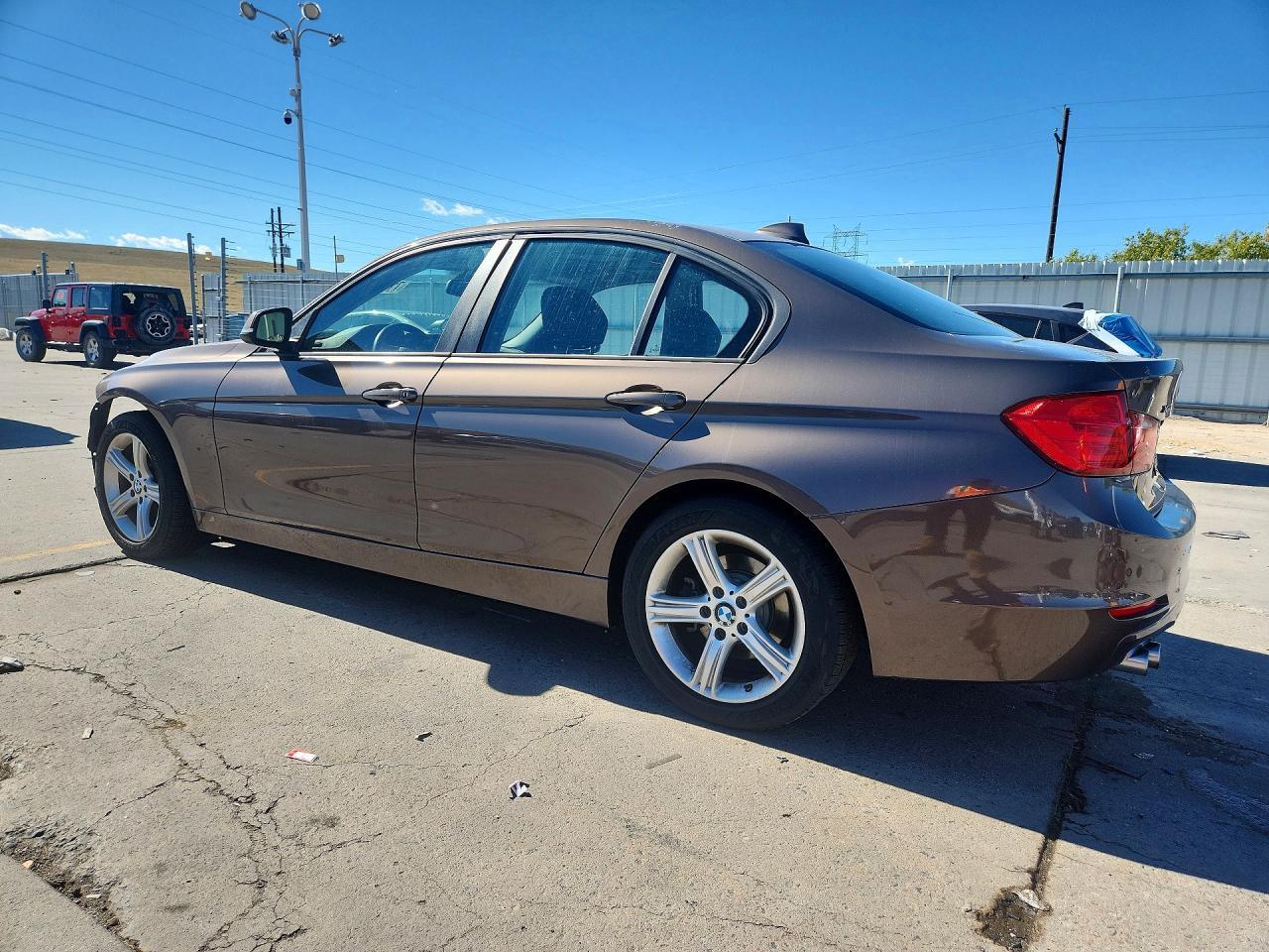 2014 BMW Seria 3 328i - zdjęcie 2