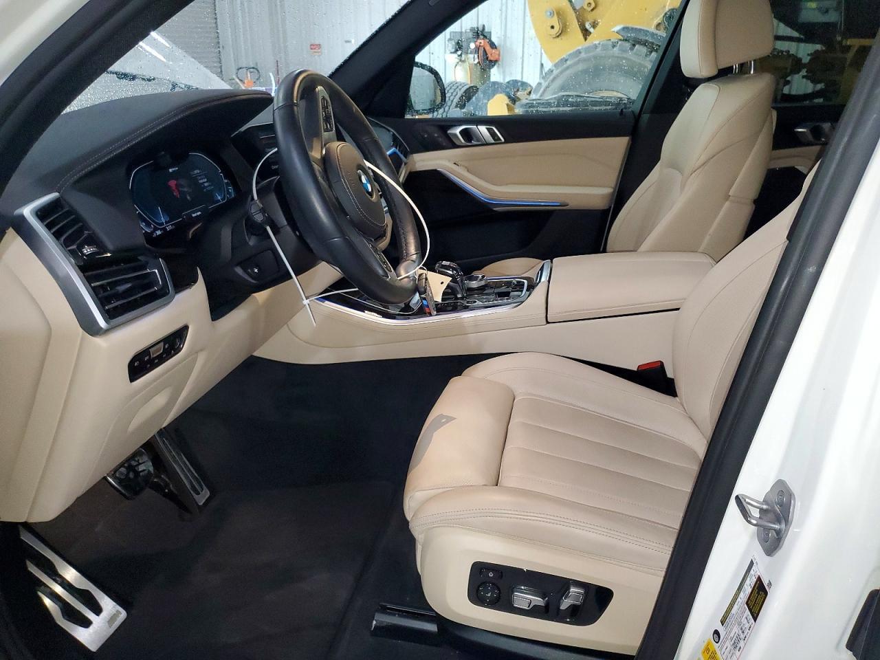 2021 BMW X5 xDrive45E - zdjęcie 7