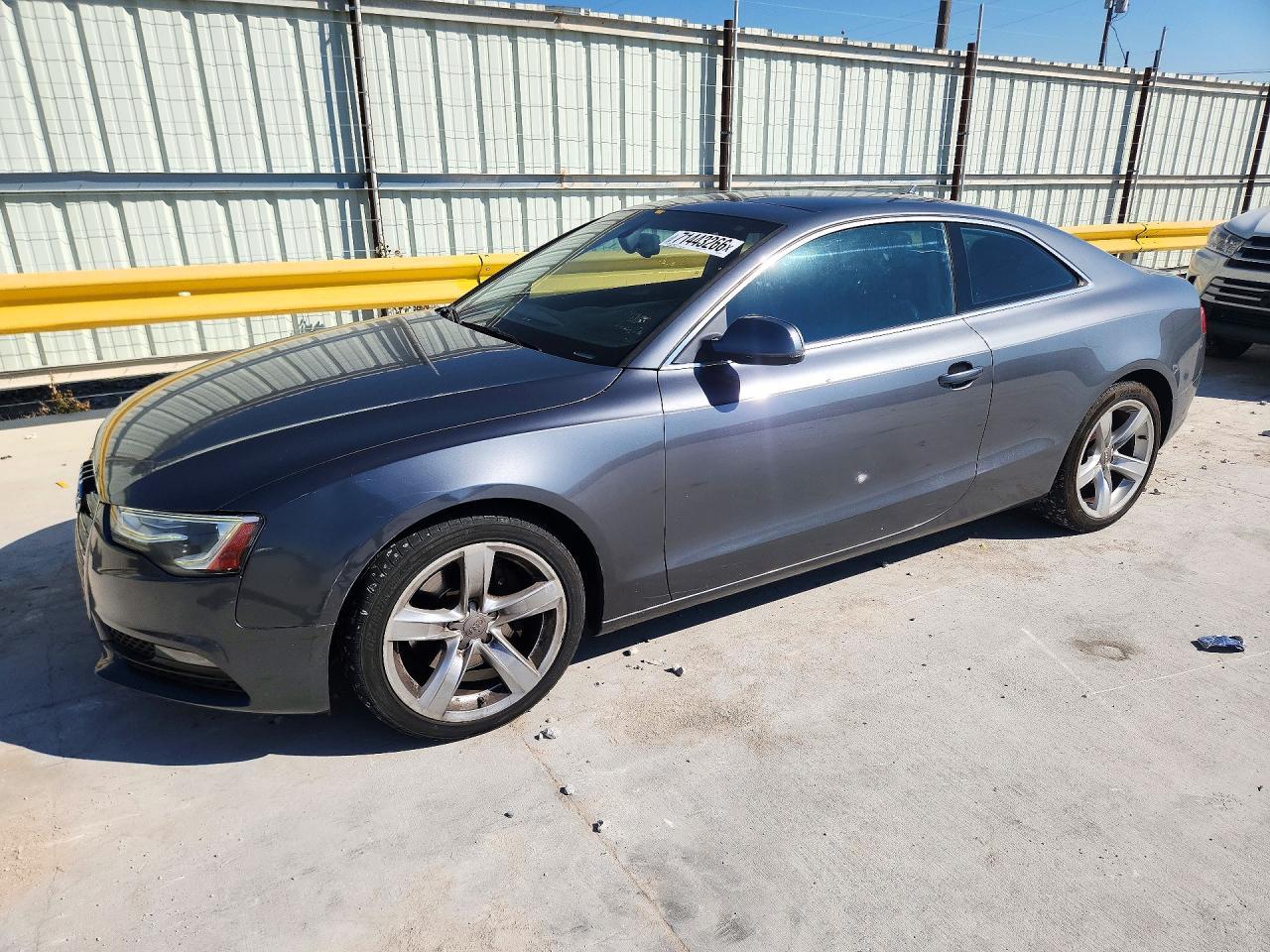 2013 Audi A5 Premium Plus - zdjęcie główne