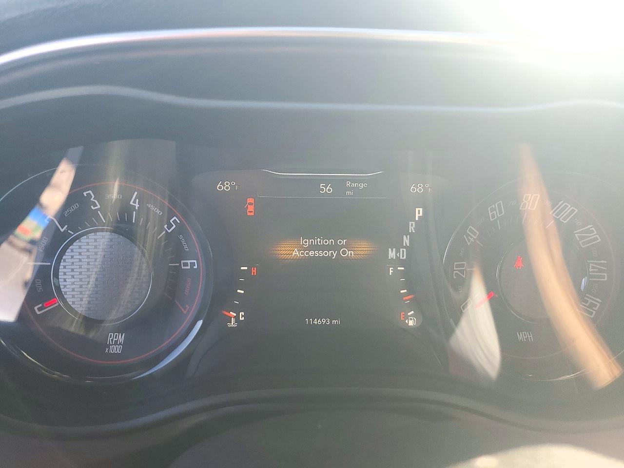 2016 Dodge Challenger Sxt - zdjęcie 9