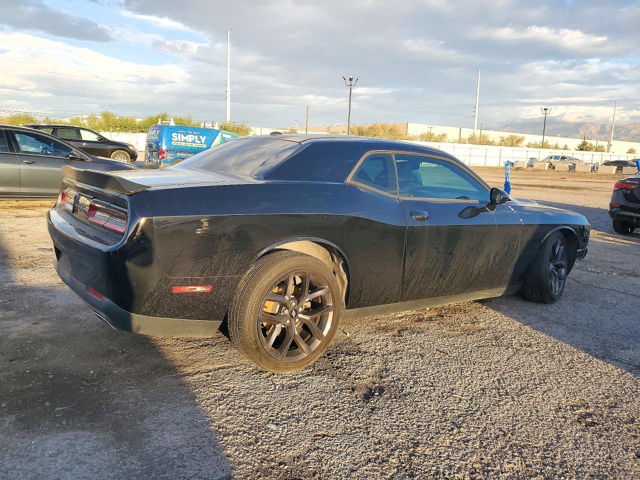 2019 Dodge Challenger Sxt - zdjęcie 3