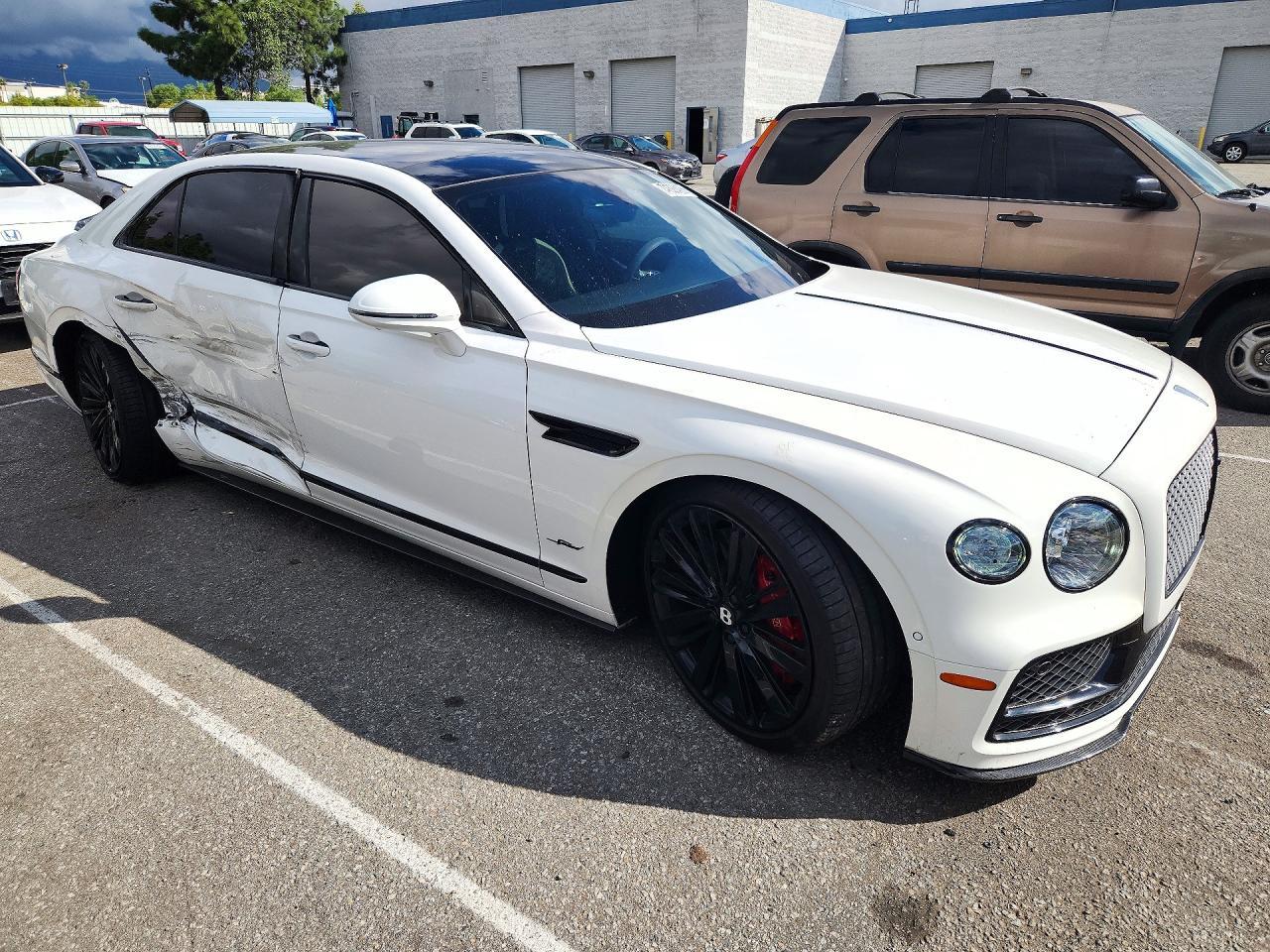 2024 Bentley Flying Spur - zdjęcie 4