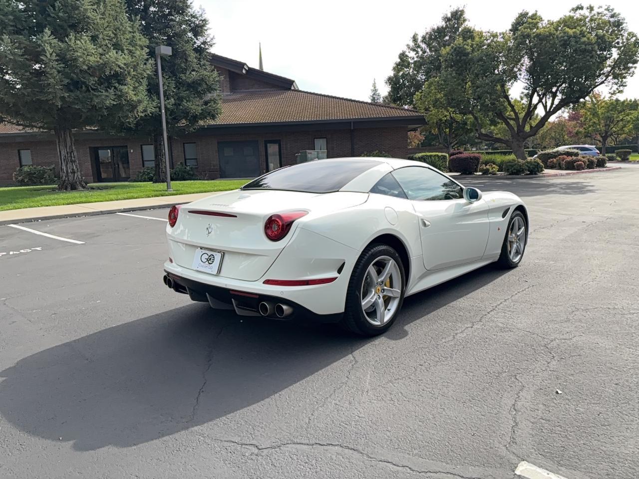 2015 Ferrari California T - zdjęcie 4