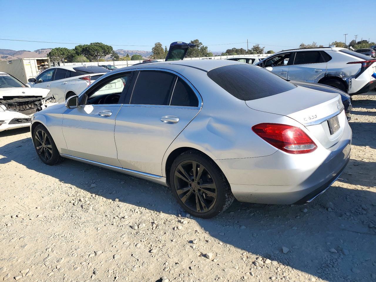 2015 Mercedes-Benz C 300 4Matic - zdjęcie 2
