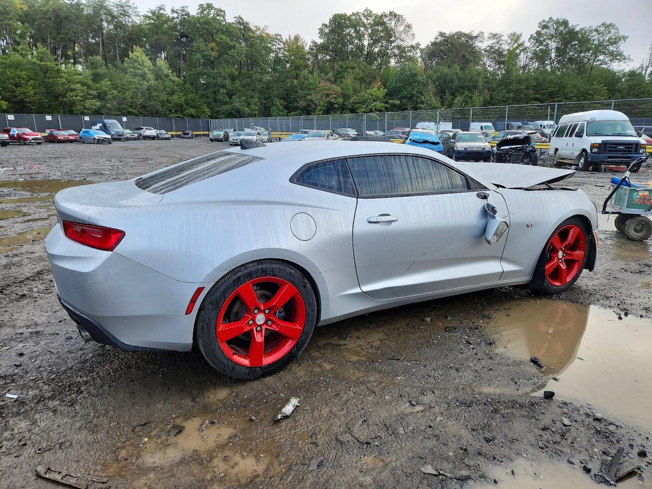 2018 Chevrolet Camaro Ls - zdjęcie 3