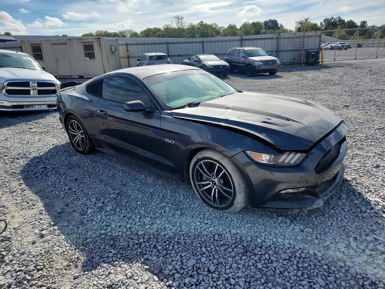 2017 Ford Mustang Gt - zdjęcie 4
