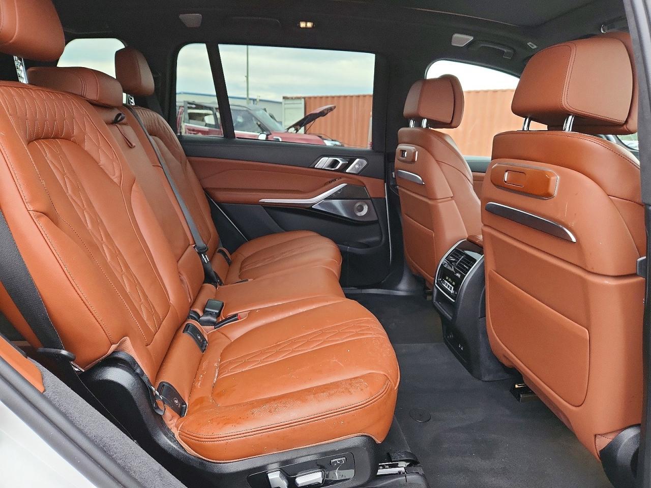 2026 BMW X7 M60I - zdjęcie 11