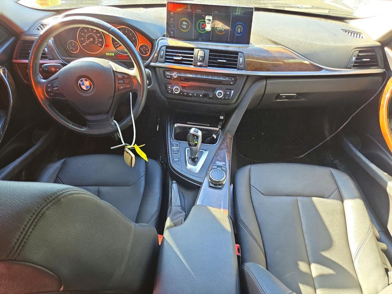 2015 BMW 320 I - zdjęcie 8