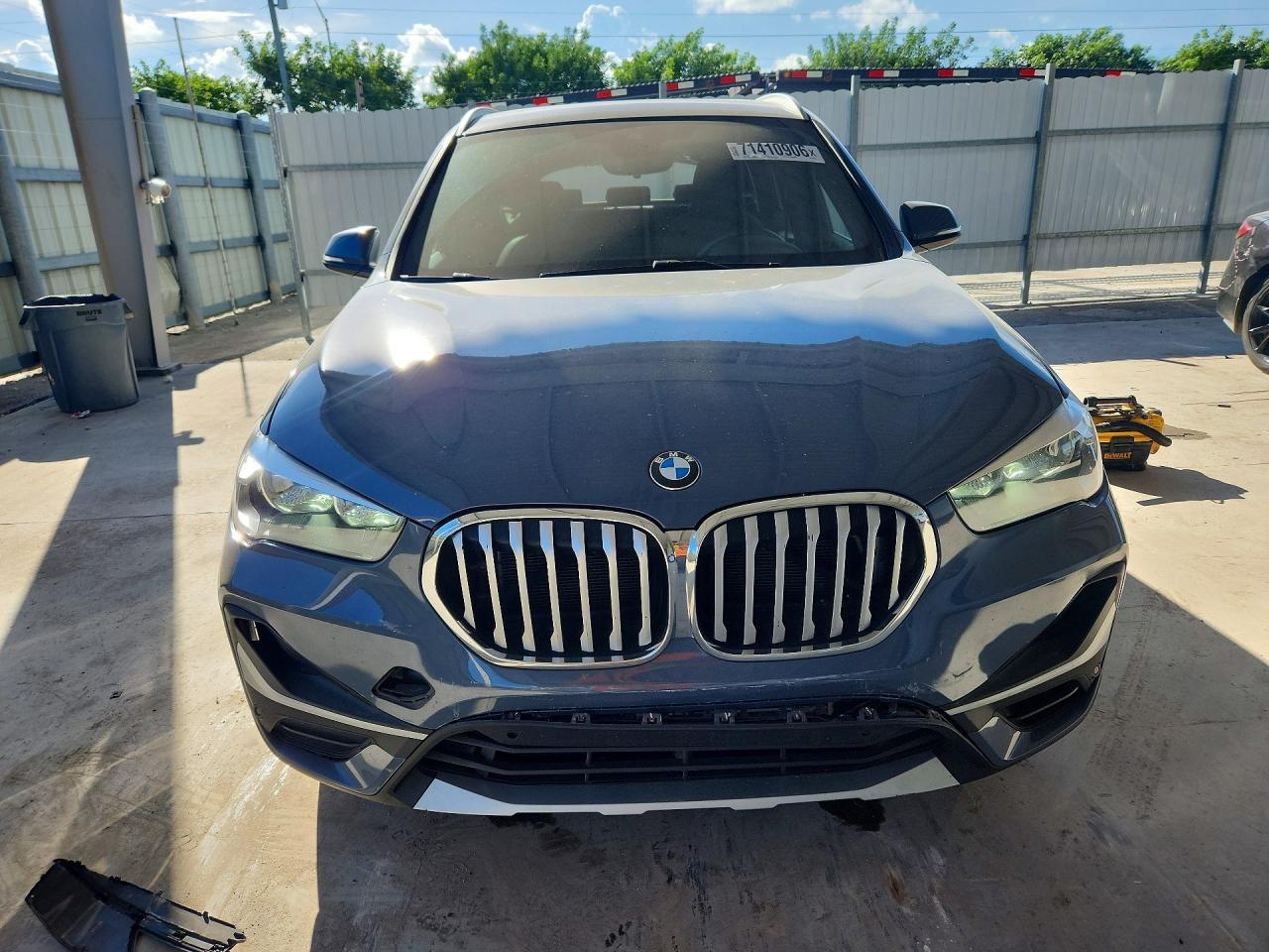 2022 BMW X1 xDrive28I - zdjęcie 5