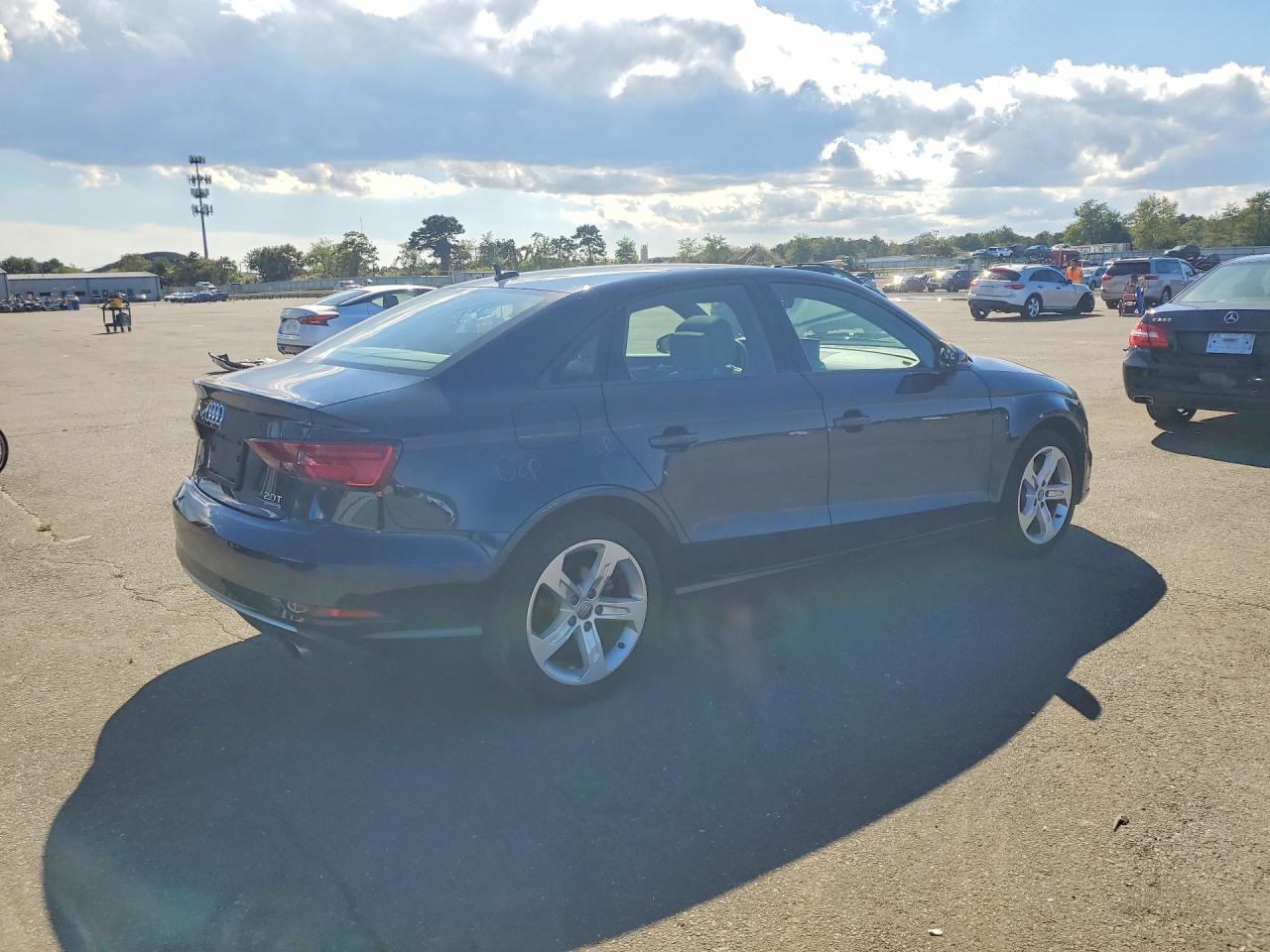 2017 Audi A3 Premium - zdjęcie 3