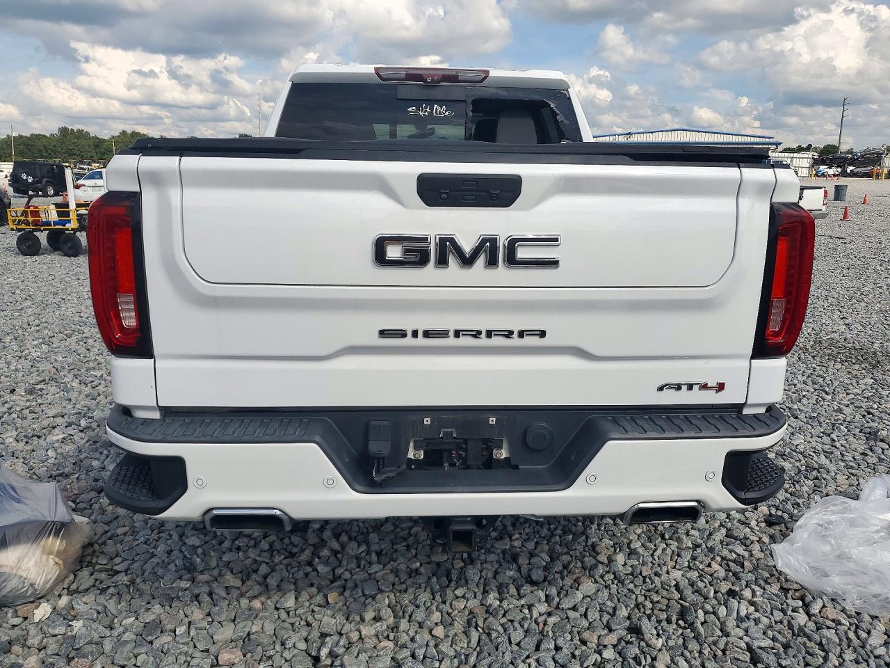 2020 GMC Sierra K1500 At4 - zdjęcie 6