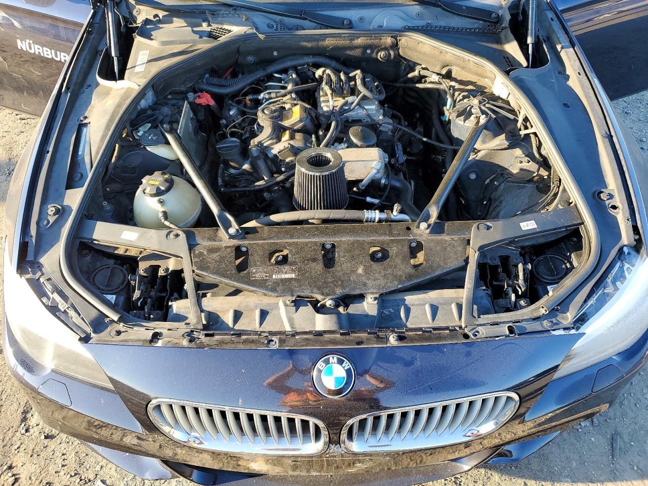 2015 BMW Seria 5 528i - zdjęcie 11