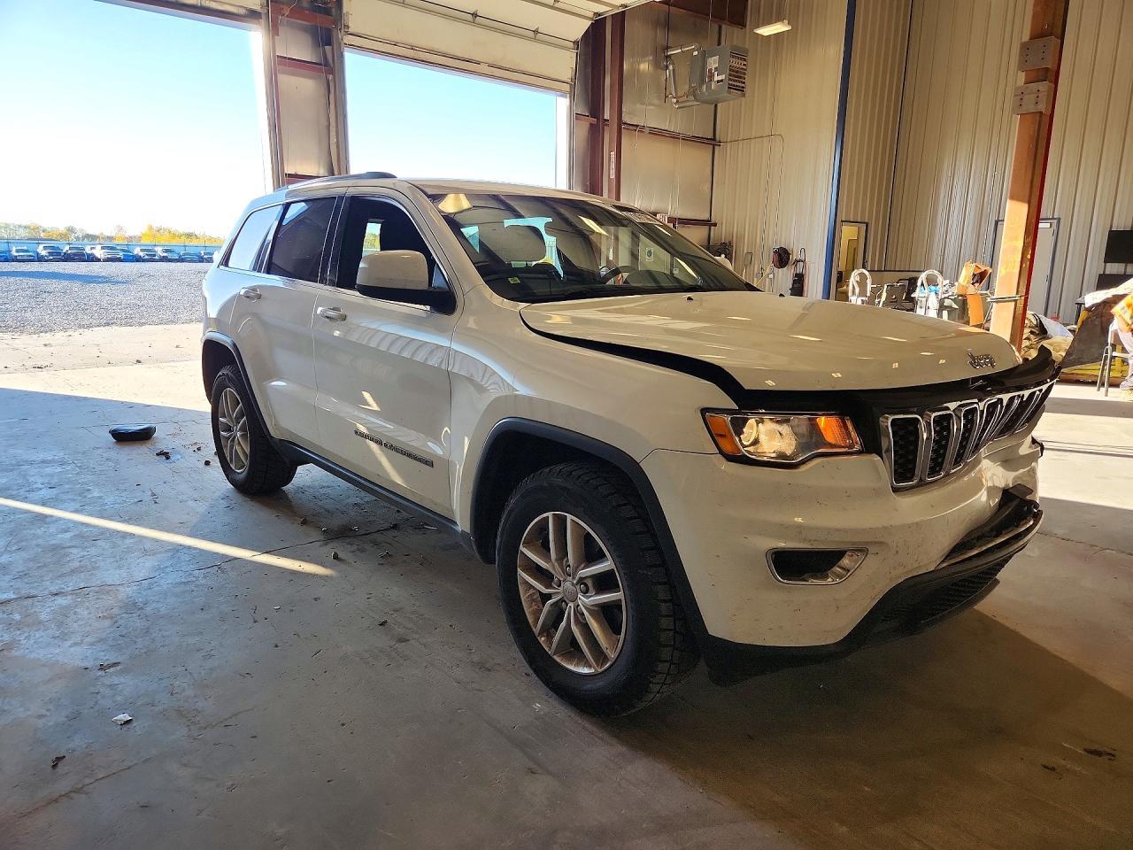 2017 Jeep Grand Cherokee Laredo - zdjęcie 4