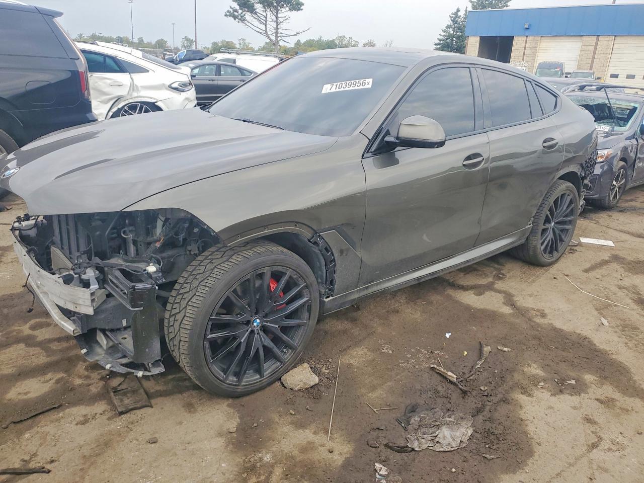 2022 BMW X6 xDrive40I - zdjęcie główne