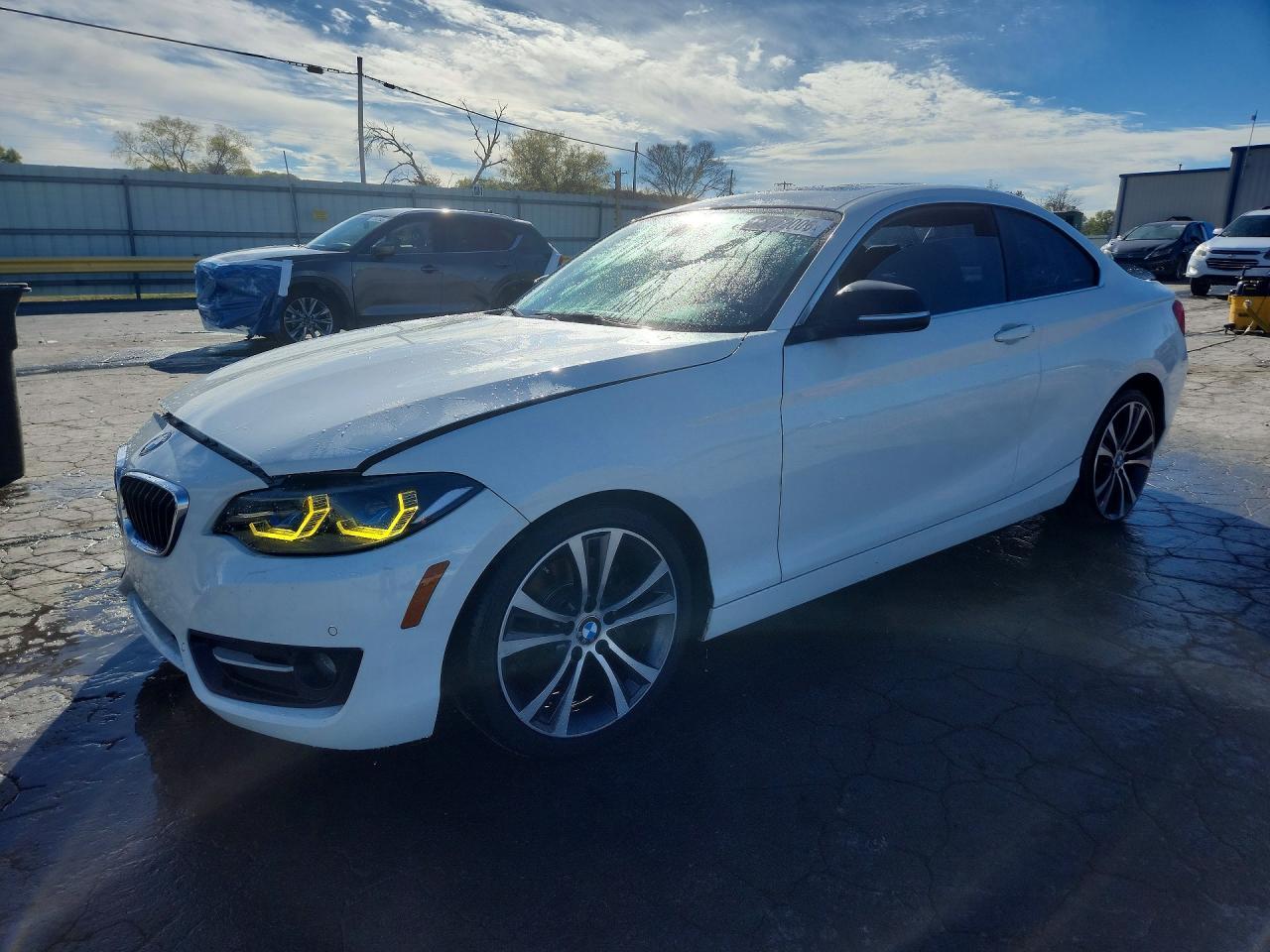 2015 BMW 228 I - zdjęcie główne