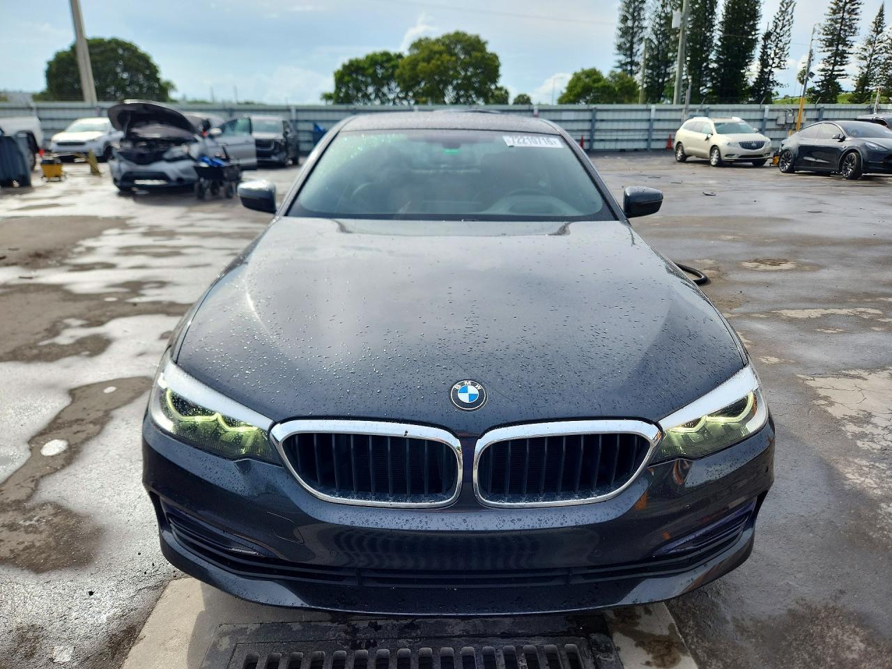 2017 BMW 530 I - zdjęcie 5