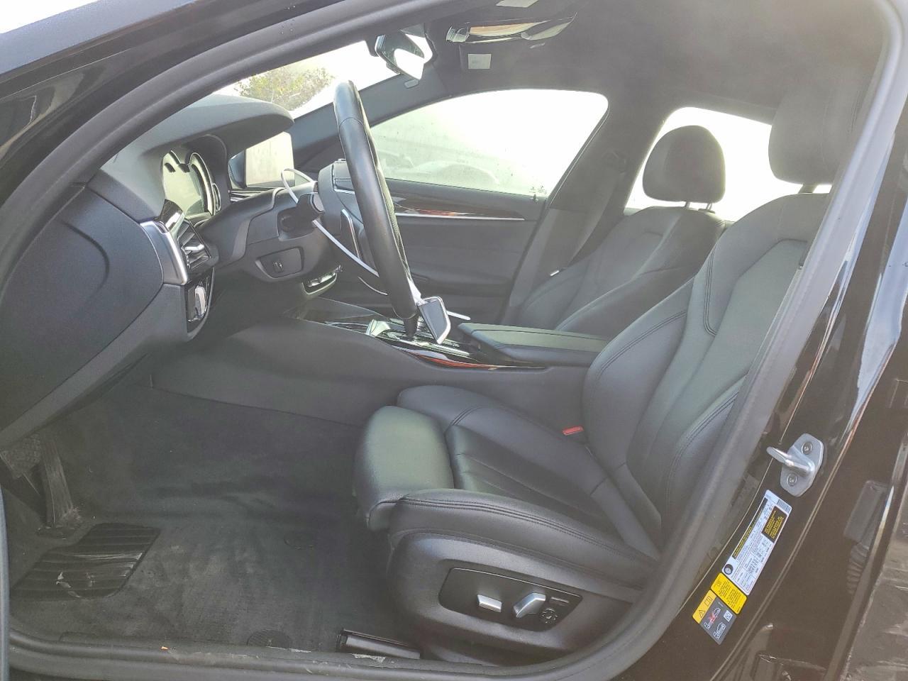 2019 BMW Seria 5 530e - zdjęcie 7