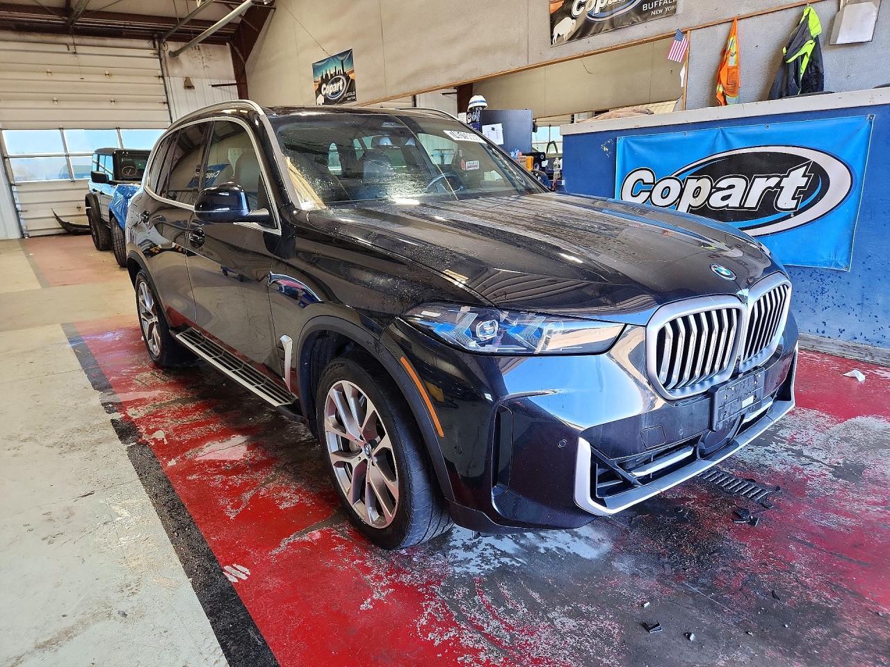 2025 BMW X5 xDrive50E - zdjęcie 4