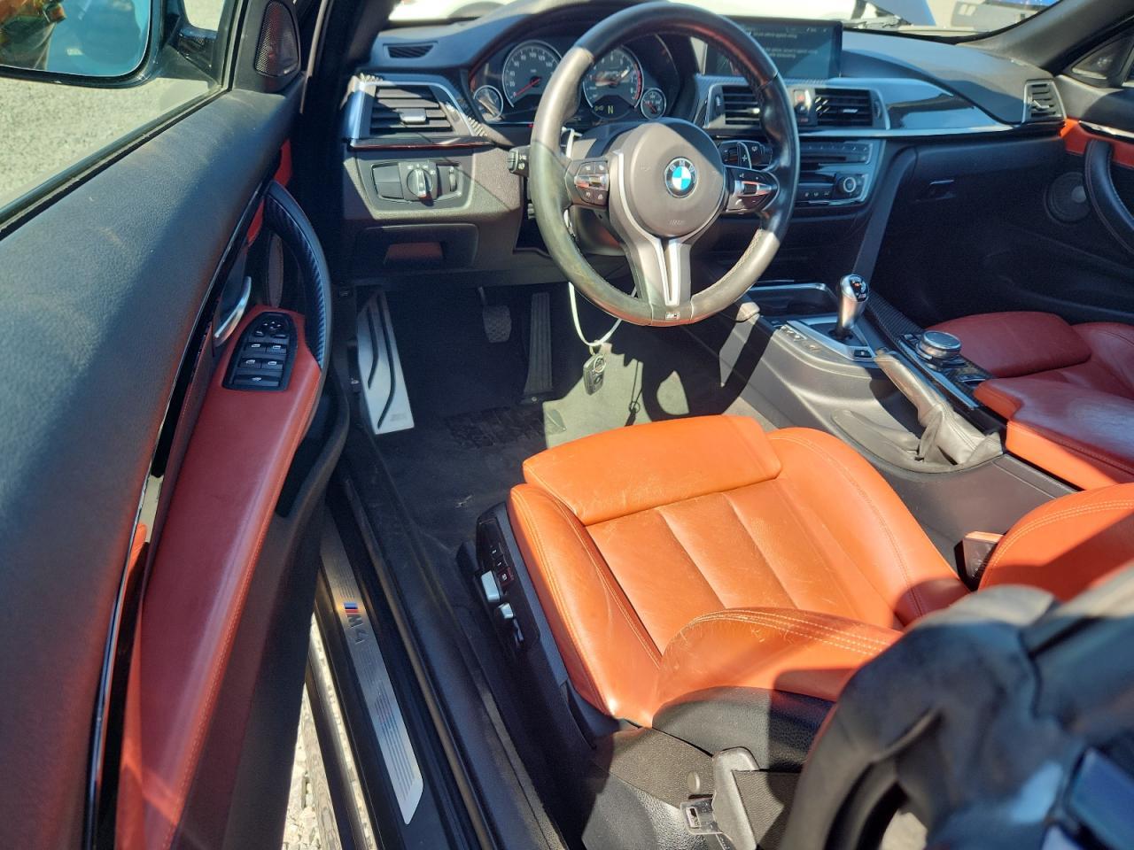2020 BMW M4 - zdjęcie 8