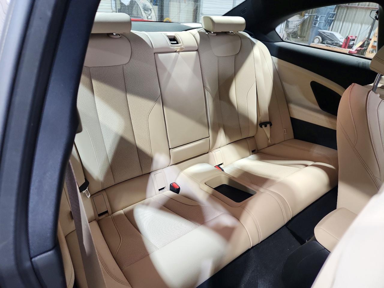 2022 BMW 230I - zdjęcie 10