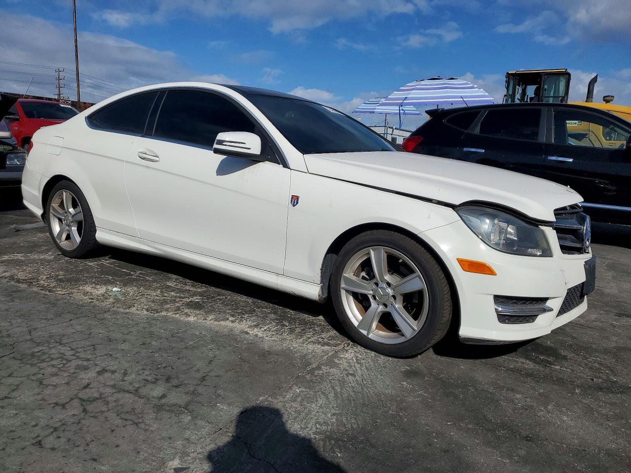 2015 Mercedes-Benz C 250 - zdjęcie 4