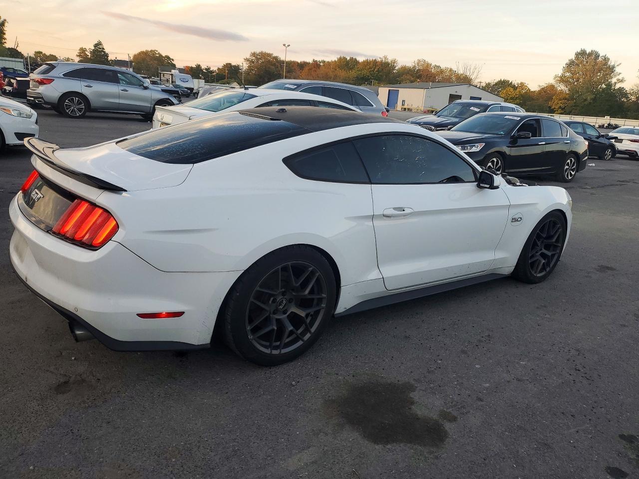 2016 Ford Mustang Gt - zdjęcie 3