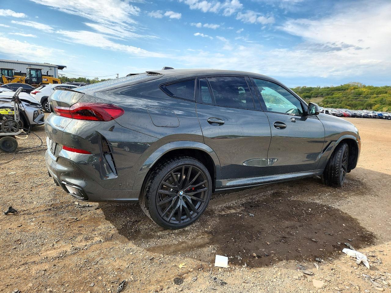 2026 BMW X6 xDrive40I - zdjęcie 3