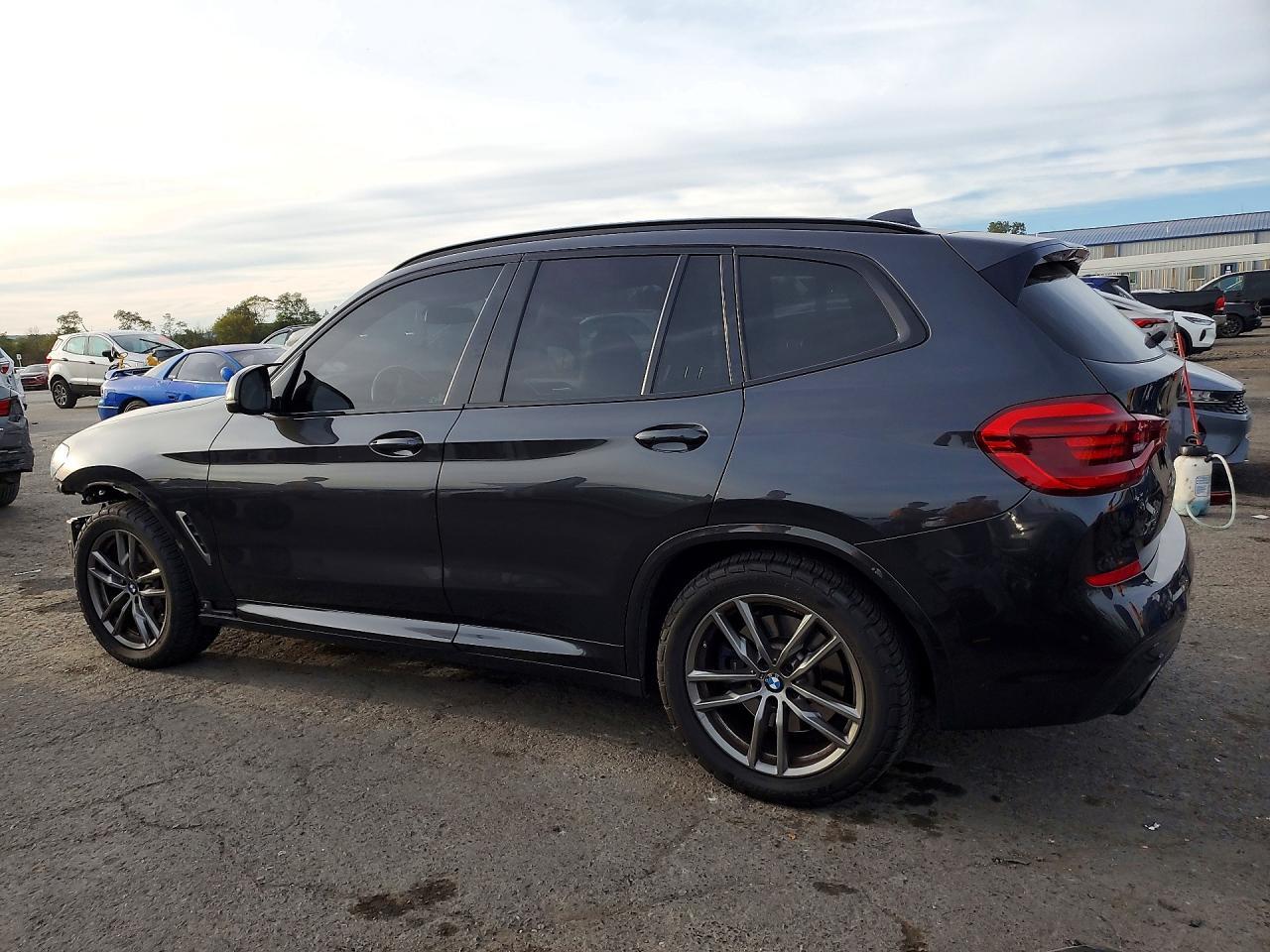 2019 BMW X3 xDrivem40I - zdjęcie 2