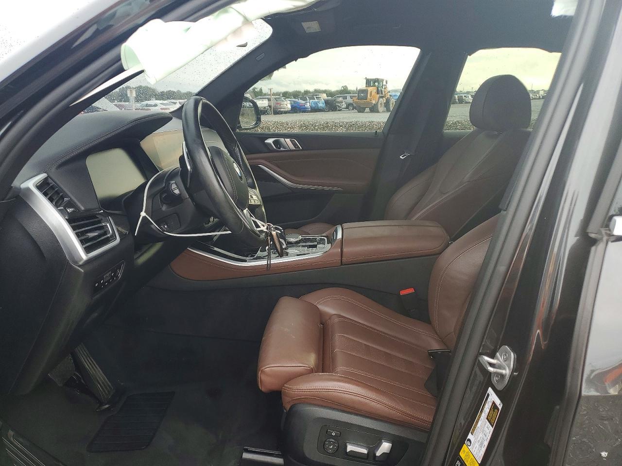 2021 BMW X5 xDrive40I - zdjęcie 7