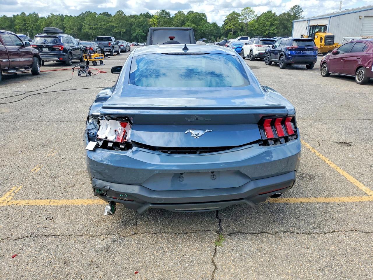 2024 Ford Mustang - zdjęcie 6