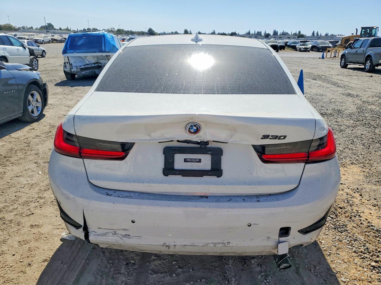 2021 BMW 330I - zdjęcie 6