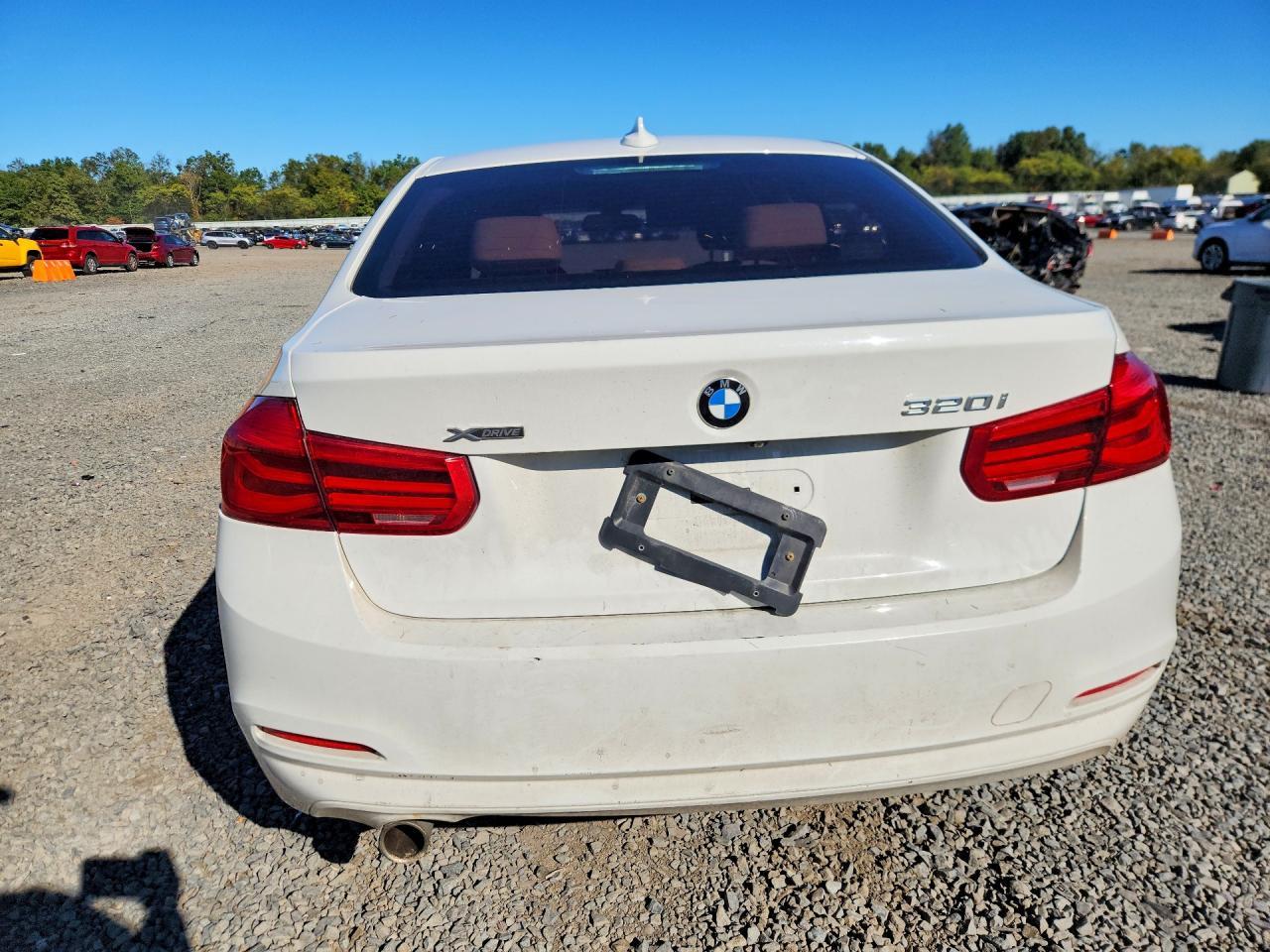 2018 BMW Seria 3 320i - zdjęcie 6