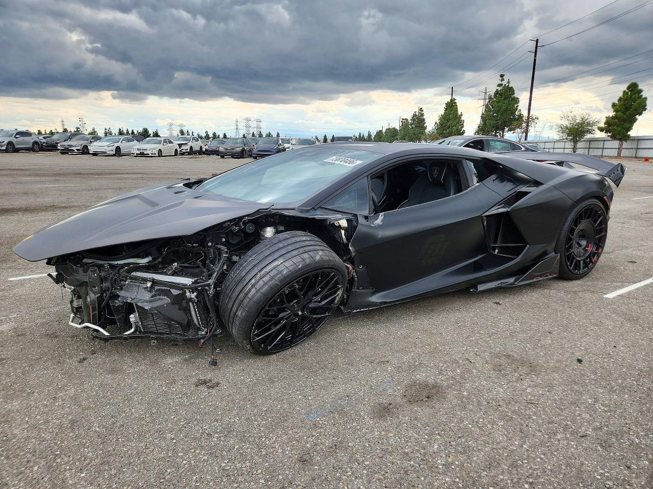 2024 Lamborghini Revuelto