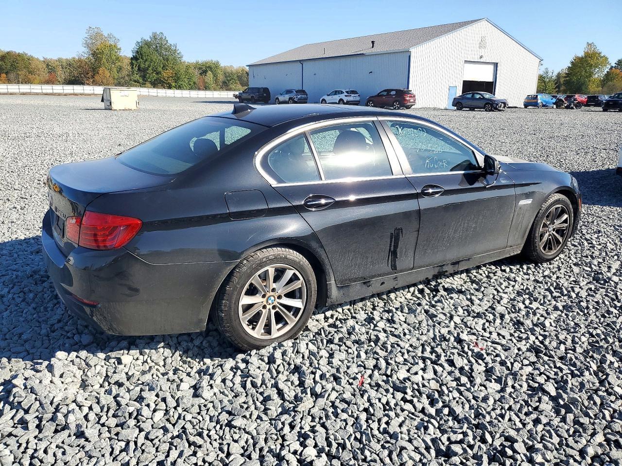 2014 BMW Seria 5 528i - zdjęcie 3