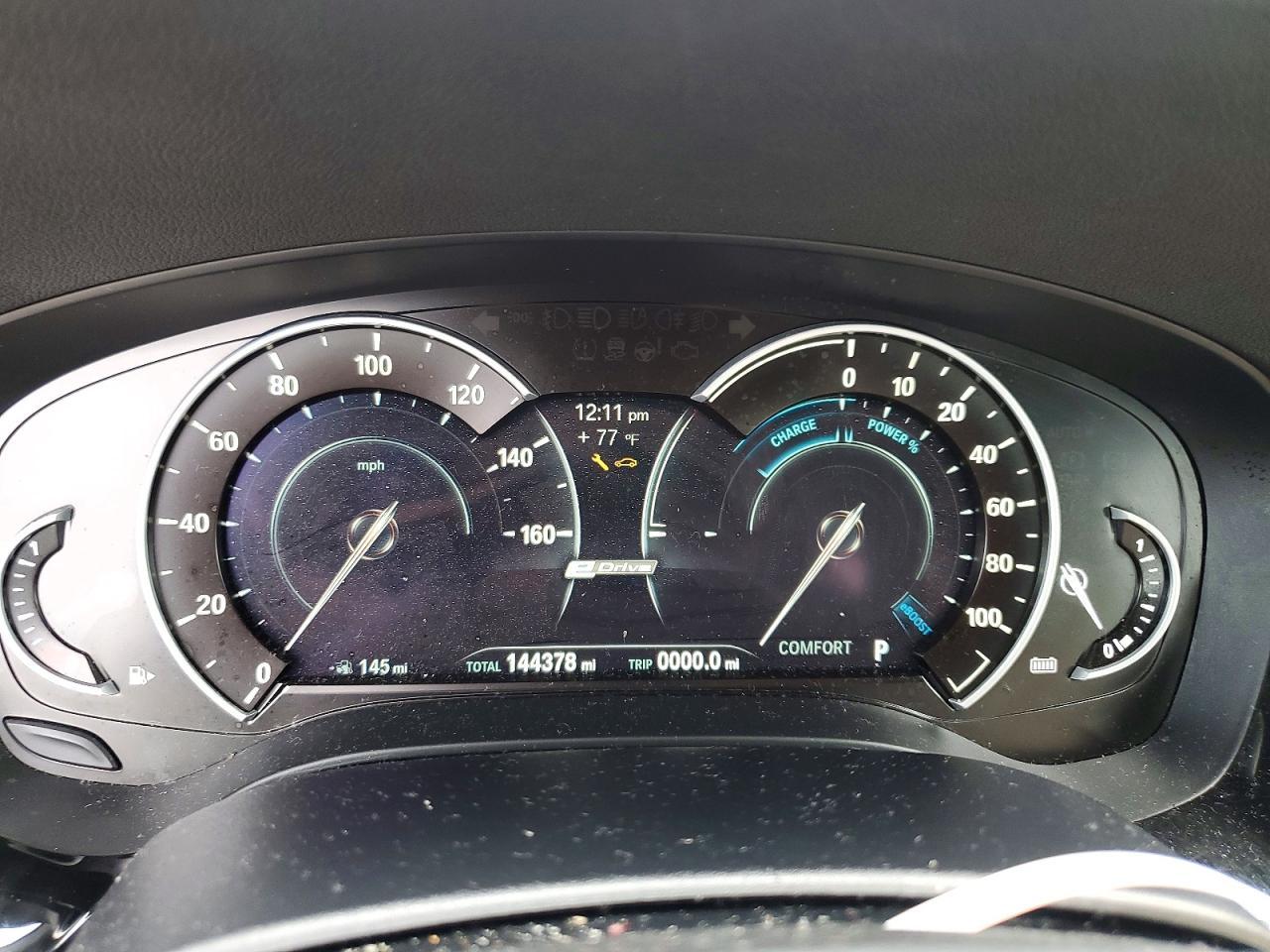 2019 BMW 530E - zdjęcie 9