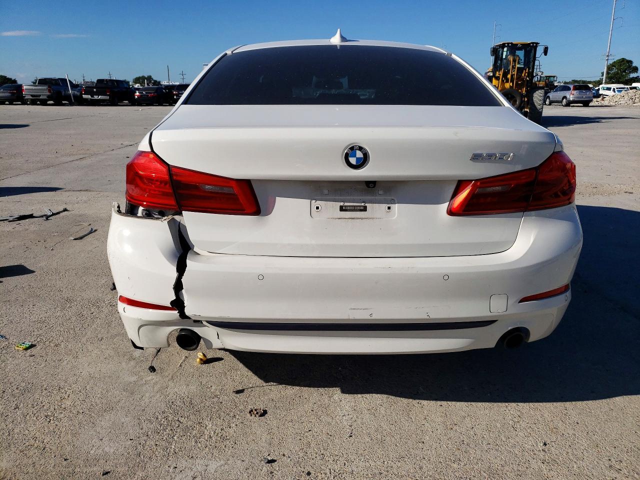 2018 BMW 530 I - zdjęcie 6