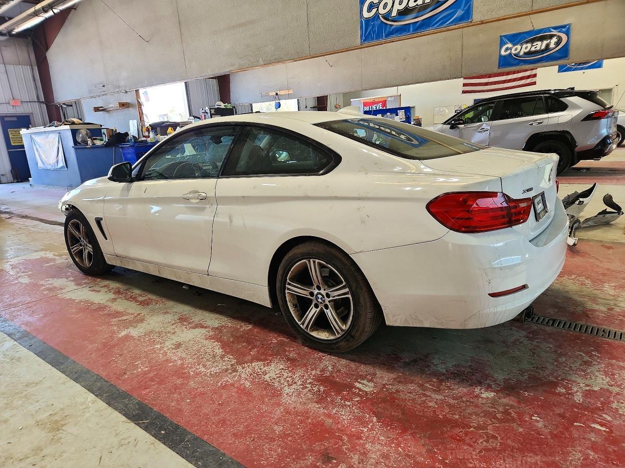 2014 BMW Seria 4 Coupe 428i - zdjęcie 2