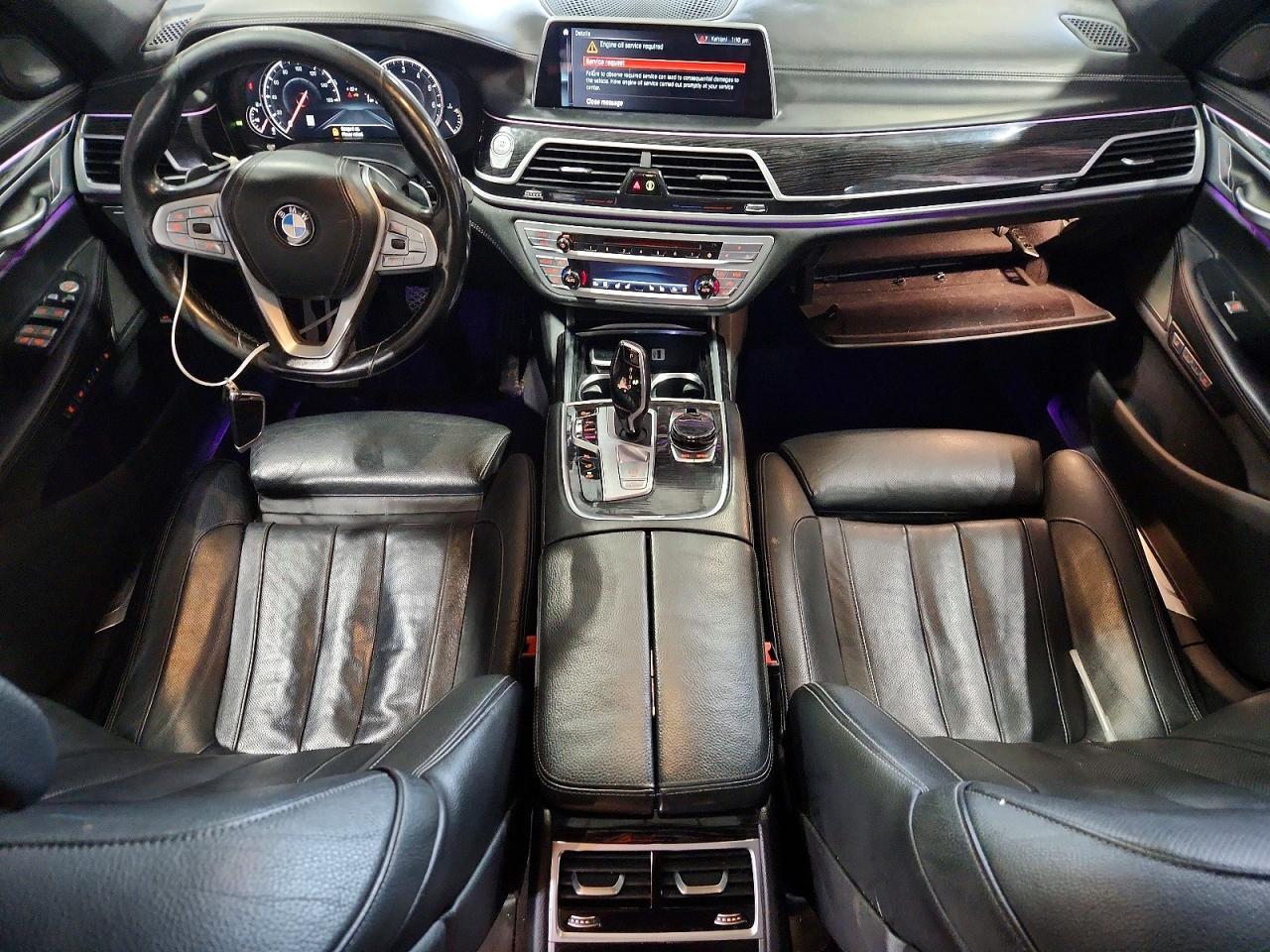 2018 BMW Seria 7 740i - zdjęcie 8