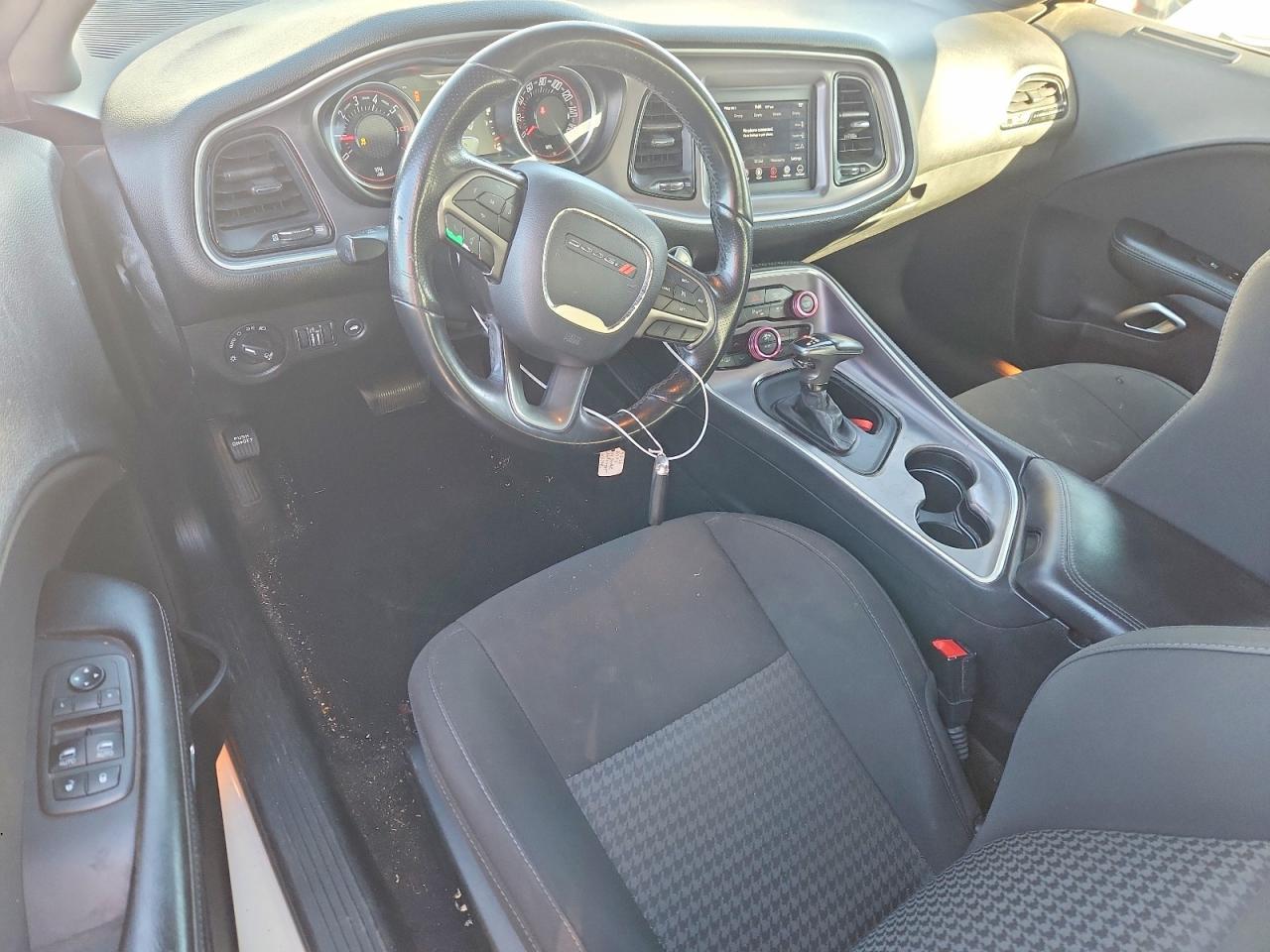 2019 Dodge Challenger R/T - zdjęcie 4