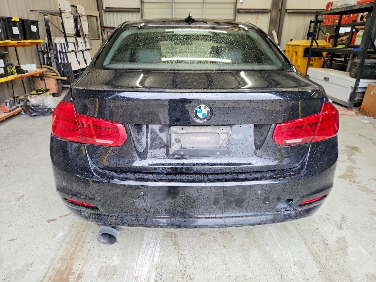 2016 BMW 320 I - zdjęcie 6