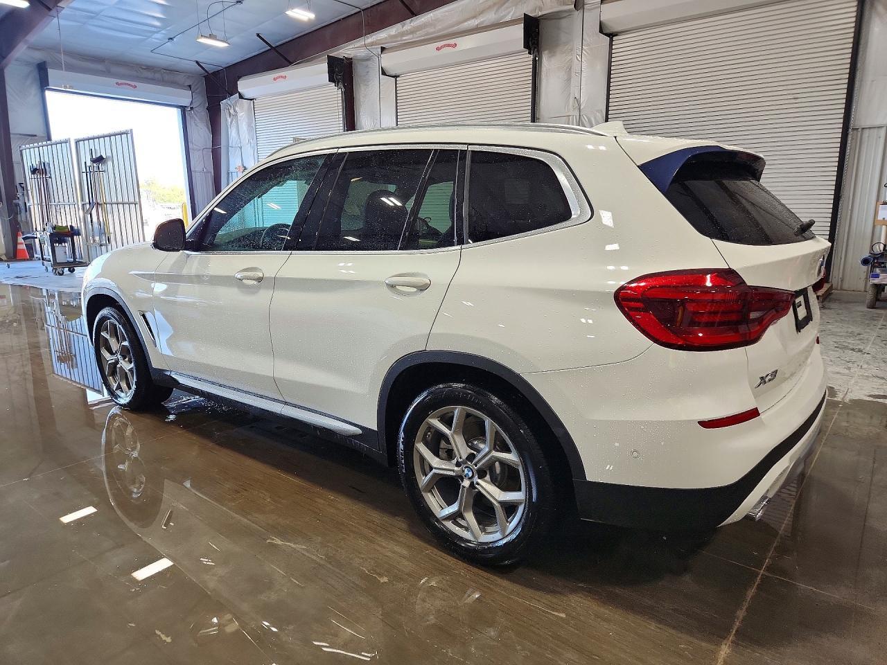 2020 BMW X3 xDrive30I - zdjęcie 2