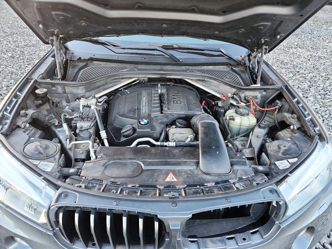 2016 BMW X5 xDrive35I - zdjęcie 12