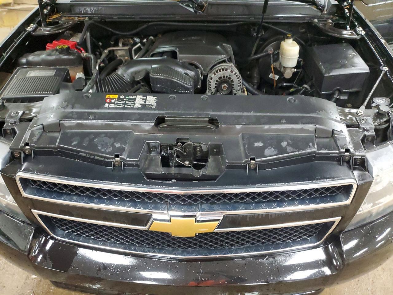 2013 Chevrolet Tahoe C1500 Lt - zdjęcie 12